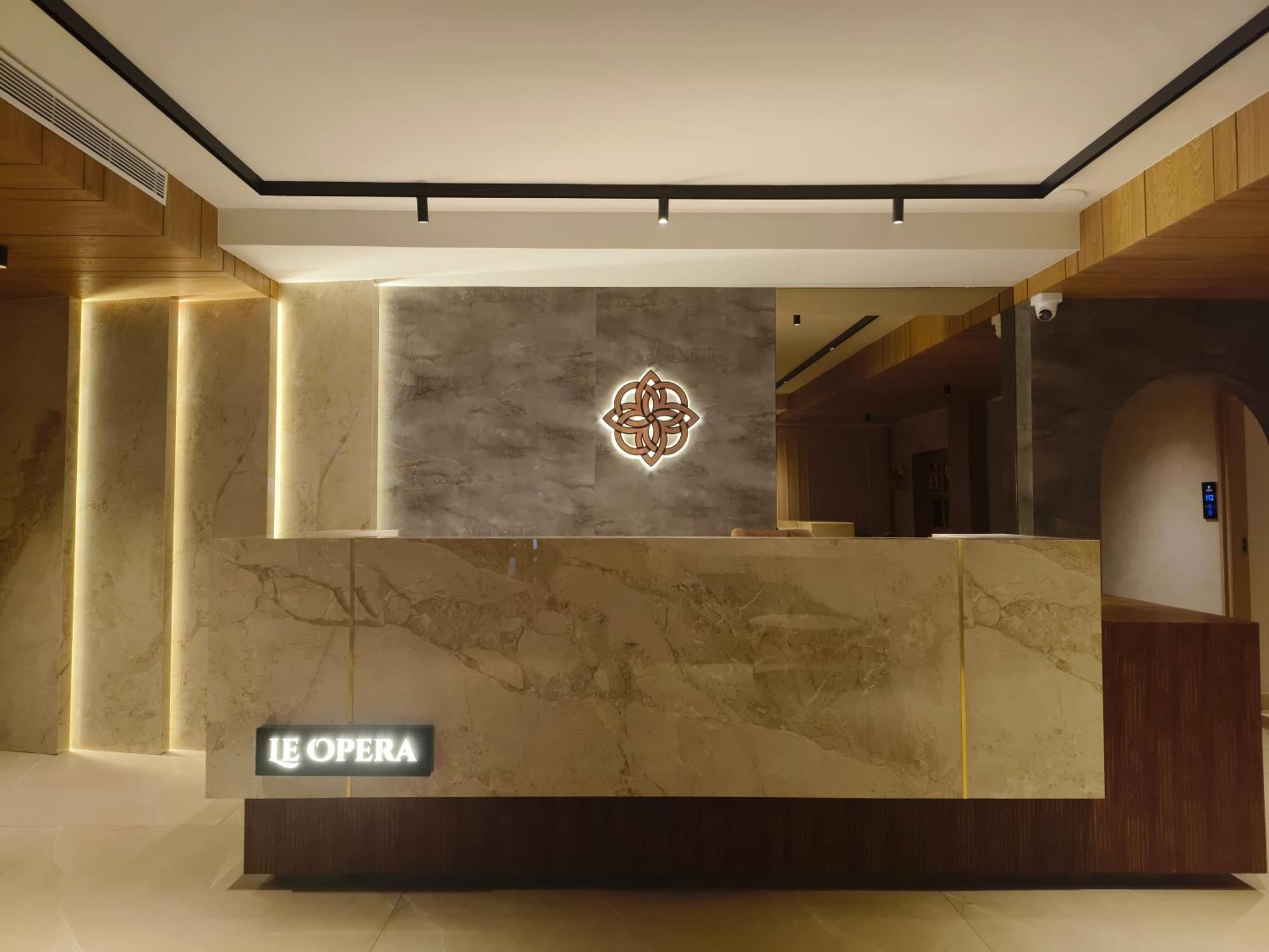 Olive Hotel Le Opera By Embassy Group 班加罗尔 外观 照片