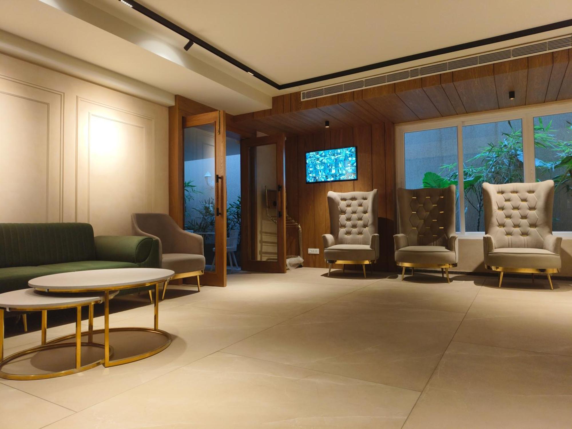 Olive Hotel Le Opera By Embassy Group 班加罗尔 外观 照片
